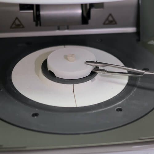 Cuisson de la pièce de céramique